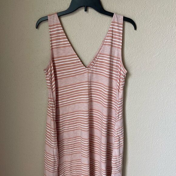 💛American Eagle Short Sleeve Swing Dress - Picture 4 of 4
